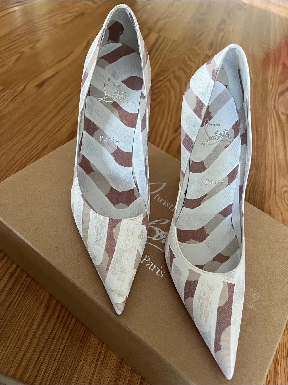 Miss Z 100 Linen Pump